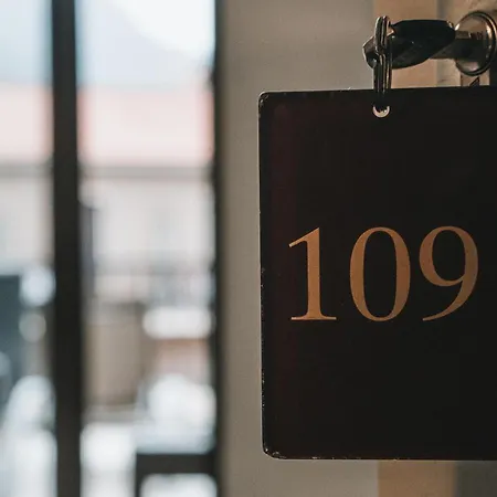 Ideal 2* Porto (Corsica)