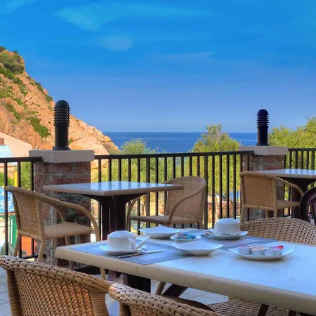 完美酒店 2* Porto (Corsica)