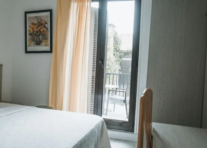 Hotell Ideal 2*