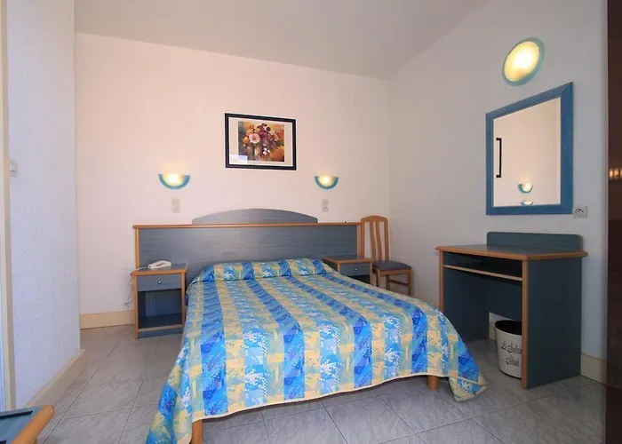 Hotell Ideal Porto (Corsica)