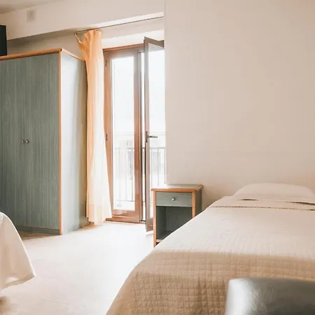 Hotel Ideal