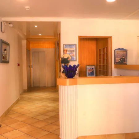 Hotel Idéal Porto (Corsica)