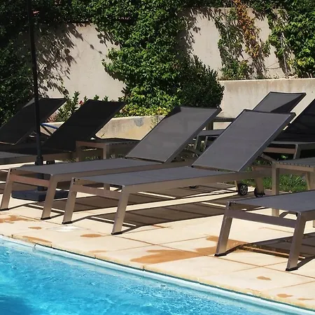 Ξενοδοχείο Ideal 2*