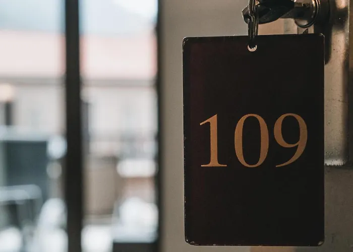 Idéal 2* Porto (Corsica)